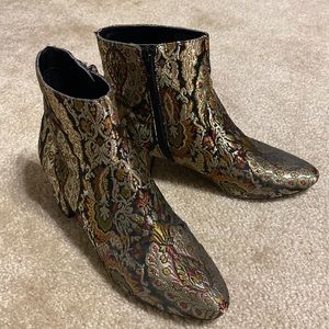 Gold Multi Color Booti